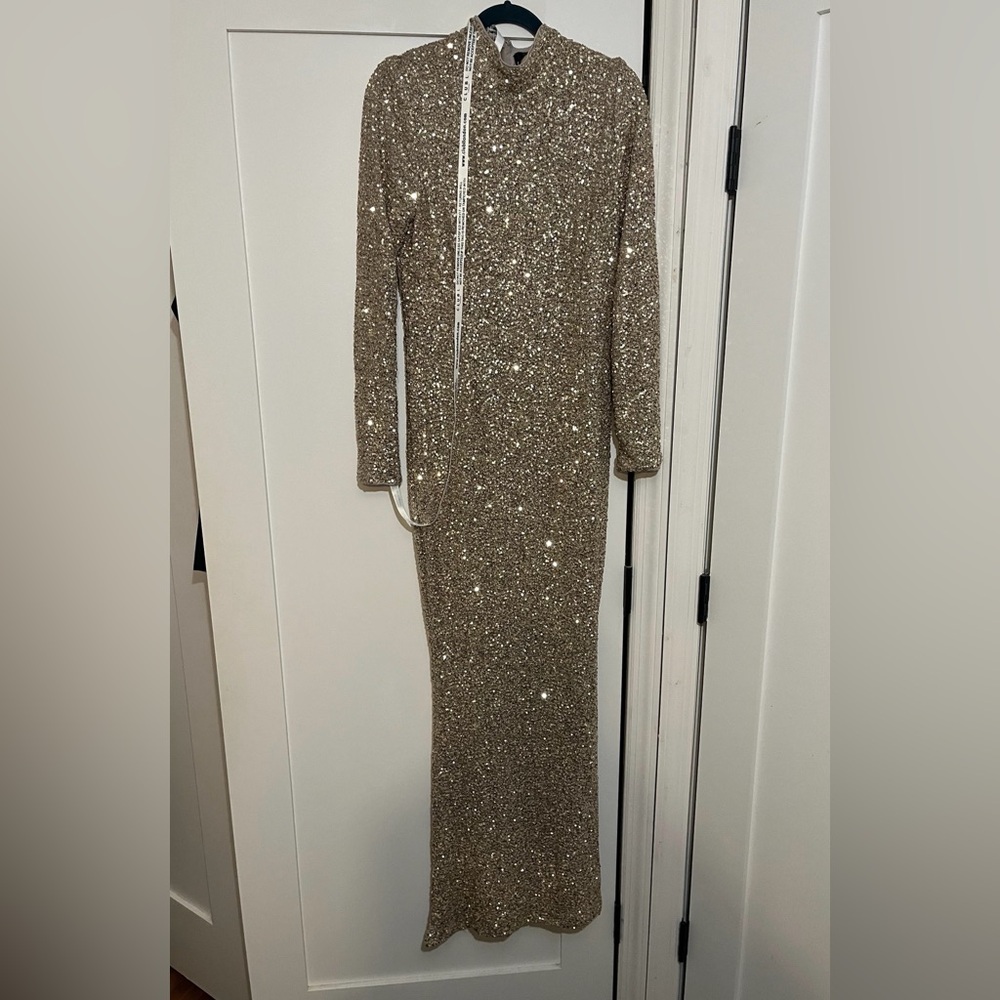 Club L London Galaxy Champagne Sequin Turtle Neck Gold Maxi Dress Size 10 NWT - Picture 6 of 8